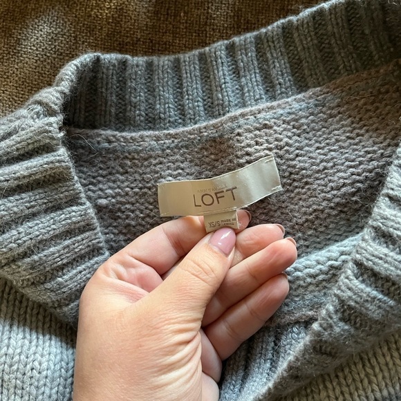 Ann Taylor Loft Gray Striped Sweater Poncho - Size XS/ S - Picture 2 of 7